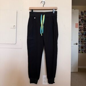 FIGS Black Jogger Scrub Pants Women’s XS Petite High Rise Medical Uniform